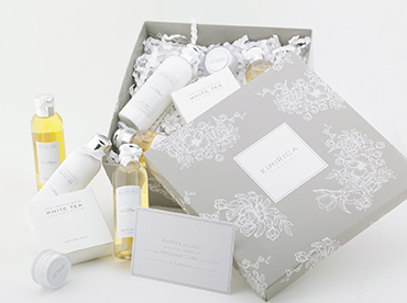 Luxury Hotel Amenities India, Customised Gift set Collection for Hotels, Kimirica Hunter International.